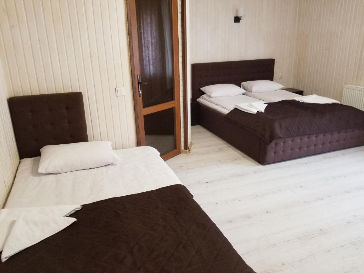 Guest House Mountain Bukovel Extérieur photo