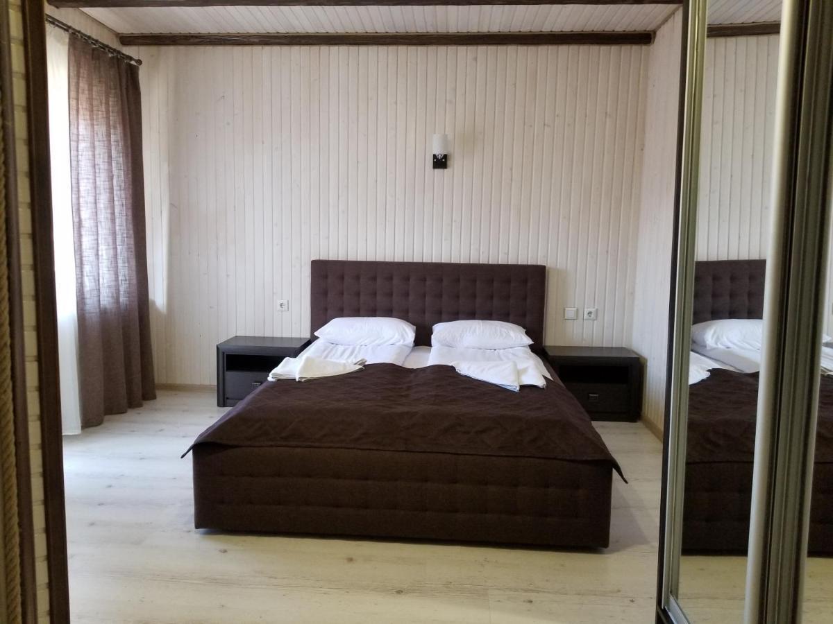 Guest House Mountain Bukovel Extérieur photo