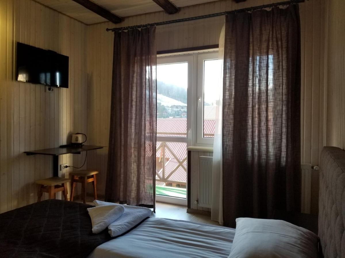 Guest House Mountain Bukovel Extérieur photo