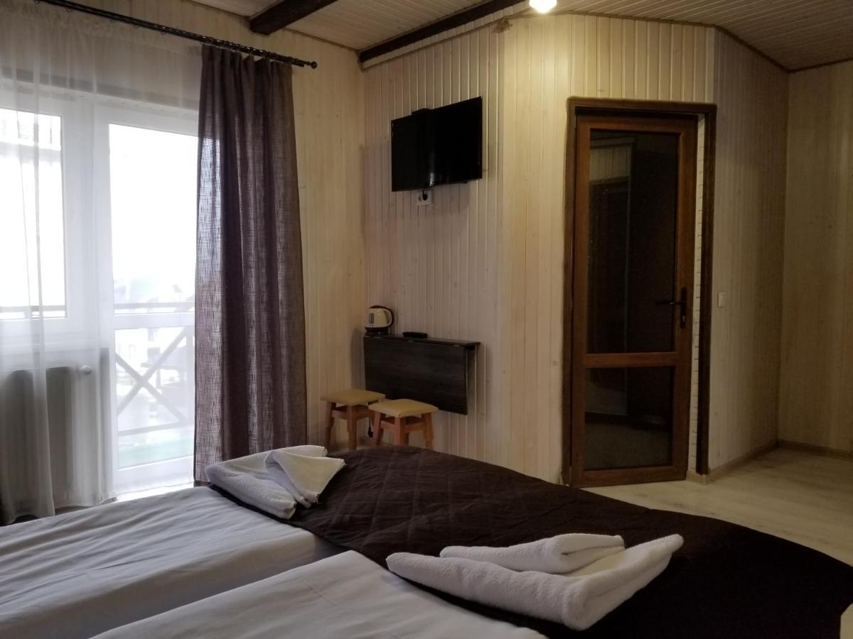 Guest House Mountain Bukovel Extérieur photo